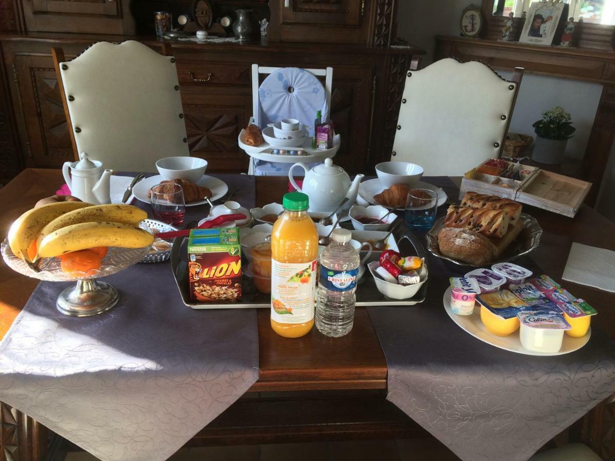 לינה וארוחת בוקר Neuville-sous-Montreuil La Mansarde מראה חיצוני תמונה